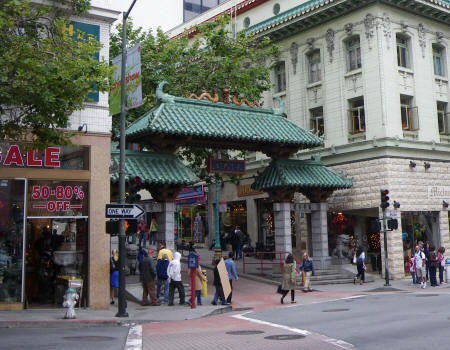 Gate to San Francisco's Chinatown